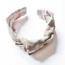 Load image into Gallery viewer, Neutral Floral Linen Style Knotted Headband