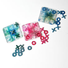 Load image into Gallery viewer, Handmade Resin Travel Tic-Tac-Toe/ Naughts &amp; Crosses