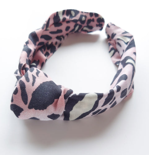 Beautiful soft pink leopard print Knotted headband