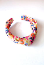 Load image into Gallery viewer, Pink Floral Knotted Headband
