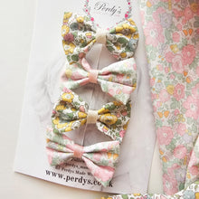 Load image into Gallery viewer, Liberty Betsy Mini Bows