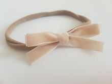 Load image into Gallery viewer, Trio of Beautiful Thin Bows.
