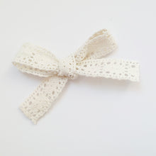 Load image into Gallery viewer, Vintage crochet ribbon bow