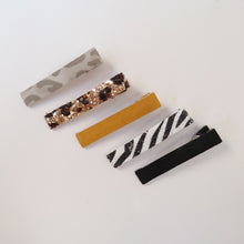 Load image into Gallery viewer, Animal Print Fringe Clips