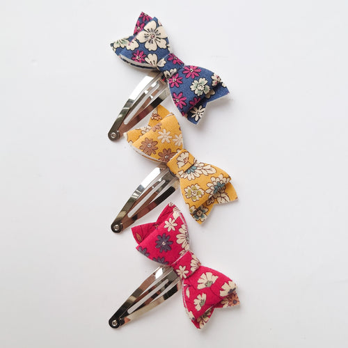 Beautiful Floral Trio Snap Clip Set