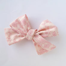 Load image into Gallery viewer, Beautiful Pink Liberty Bow