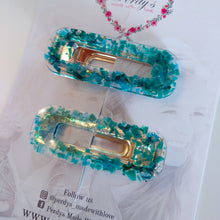Load image into Gallery viewer, Duo of colourful resin hair clips